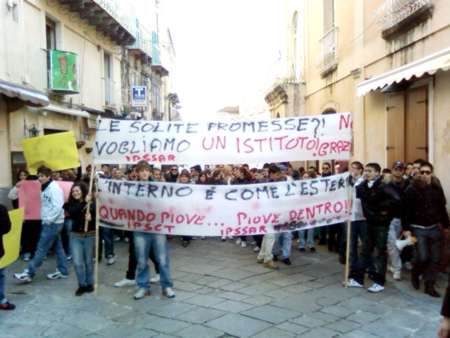 Studenti dell'Istituto Alberghiero in sciopero