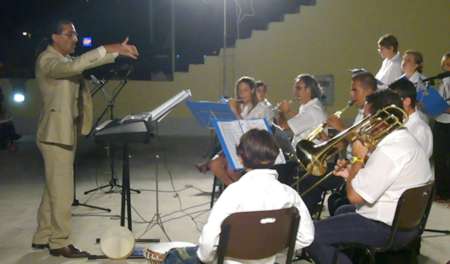 Il coro polifonico “Don Giosu Macr” al porto di Tropea