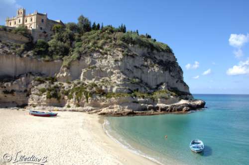 Tropea - Il santuario della Madonna dell’Isola 