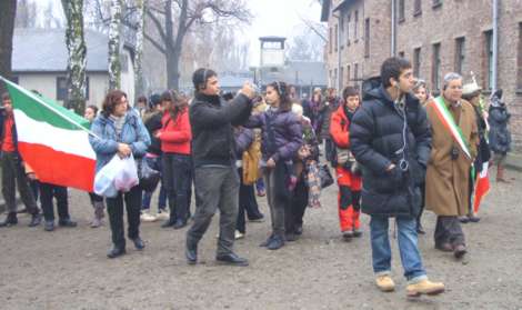 Gli alunni della III B della Scuola Media in visita ai campi di sterminio