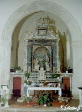 Chiesa S.S. Annunziata, Altare Maggiore (foto Salvatore Libertino)