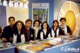 Studenti dell’Istituto Professionale di Stato per i Servizi
Turistici di Tropea, guidati dal professore Carlo Pugliese (foto Salvatore Libertino)