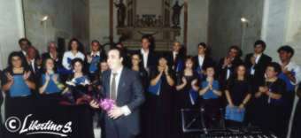 Il Coro Polifonico -Don Giosu Macr- diretto da Maestro Francesco Arena (foto Salvatore Libertino)